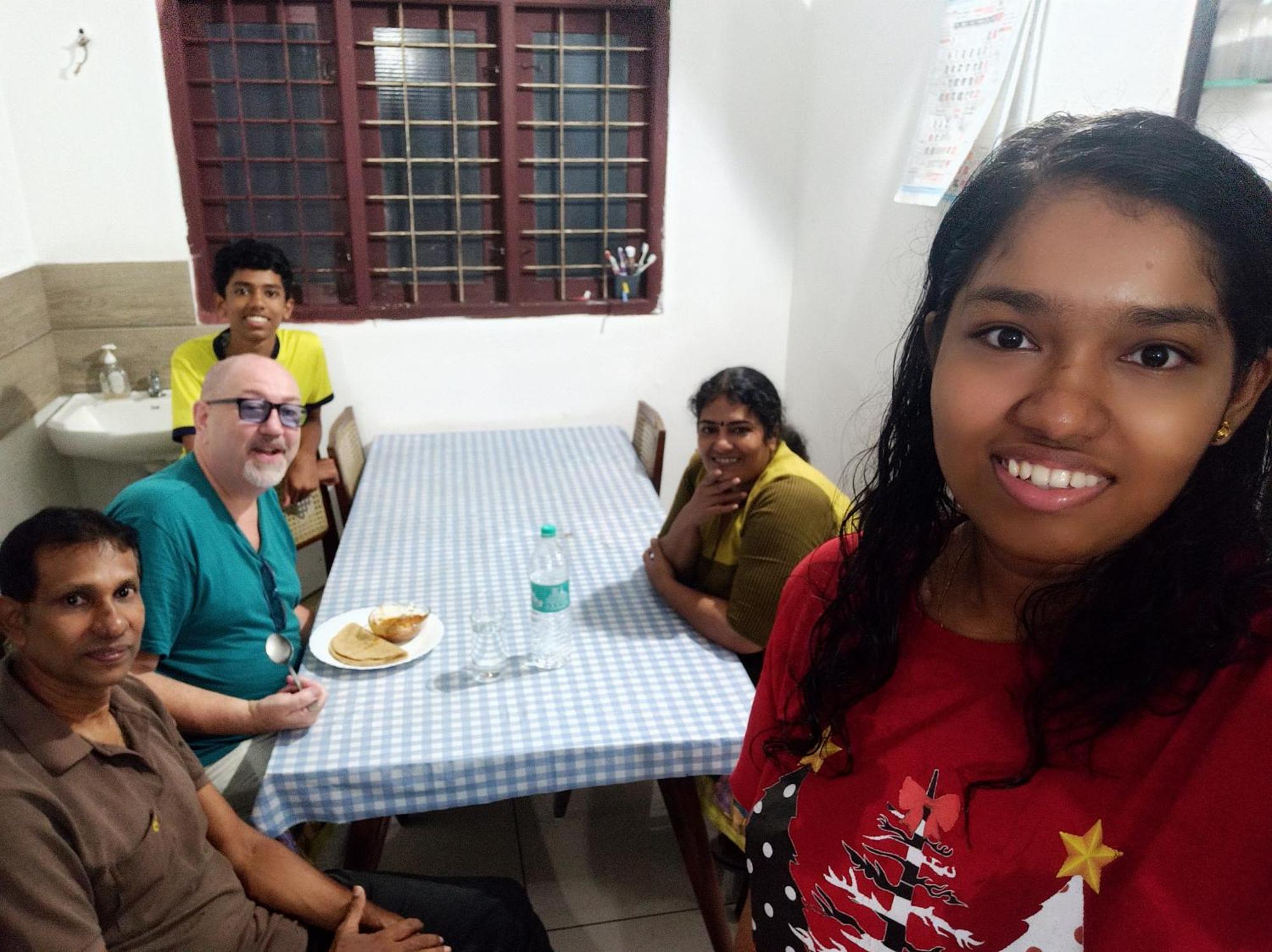 Bethesda Inn Kochi Kültér fotó