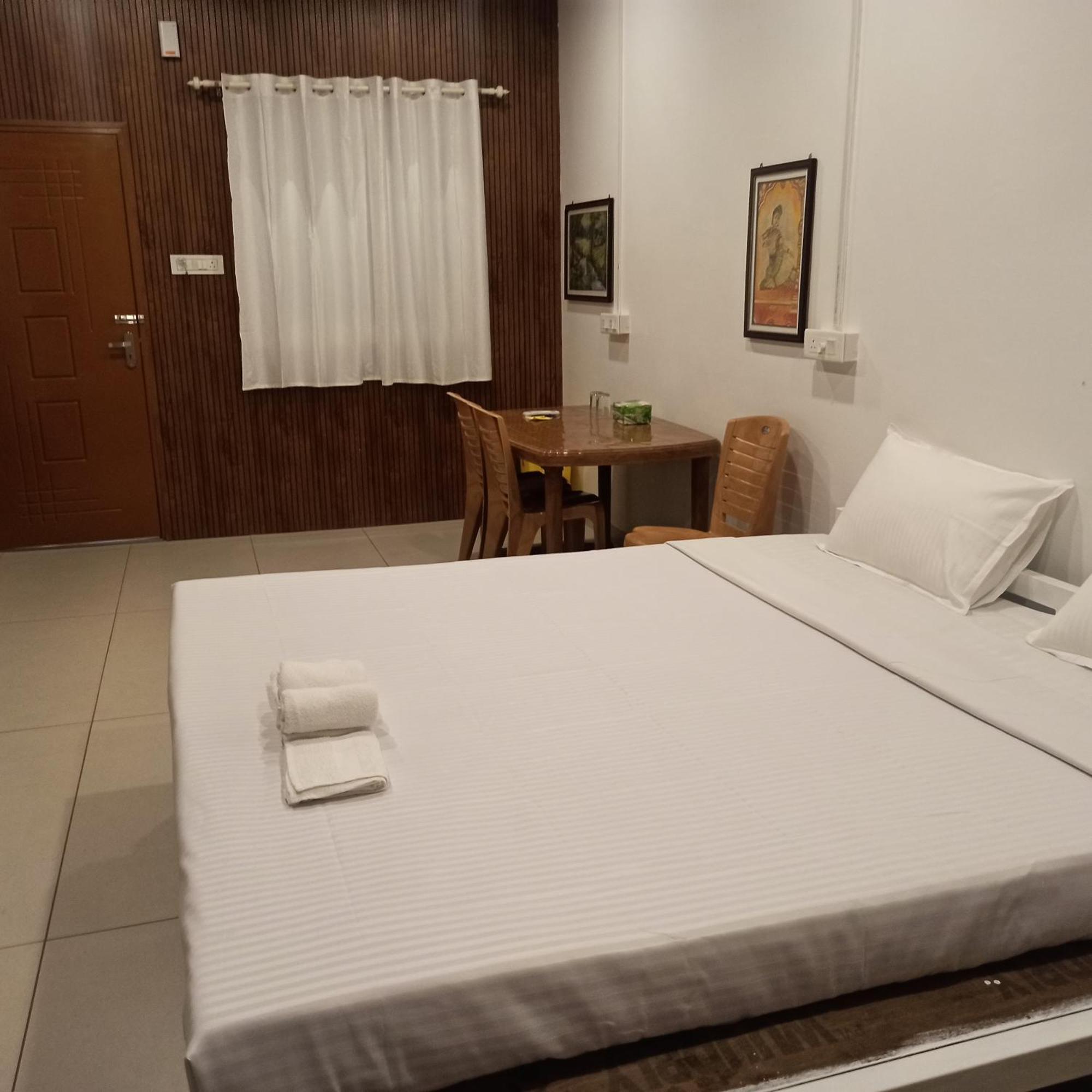 Bethesda Inn Kochi Kültér fotó